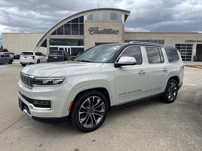 2022 Jeep Grand Wagoneer Series III