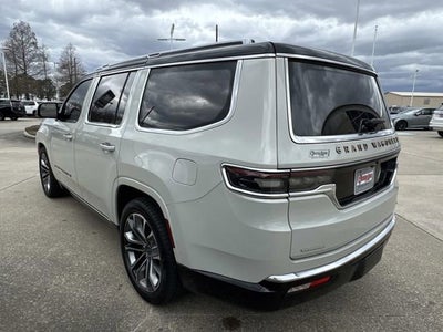 2022 Jeep Grand Wagoneer Series III