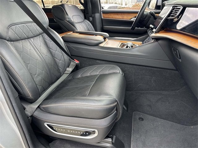 2022 Jeep Grand Wagoneer Series III