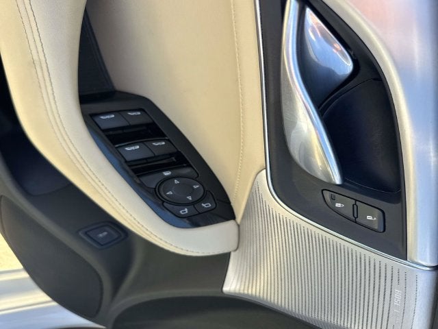 2022 Cadillac CT5 Luxury