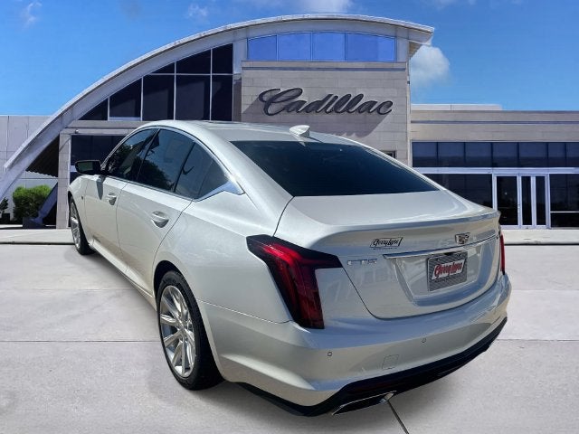 2022 Cadillac CT5 Luxury