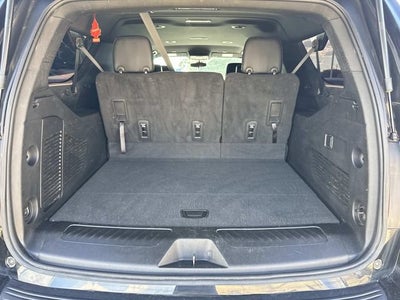 2022 GMC Yukon XL SLE