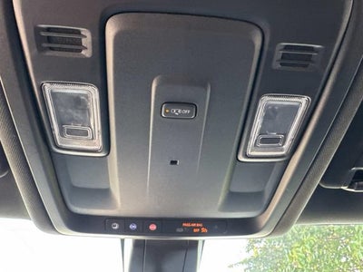 2022 GMC Yukon XL SLE