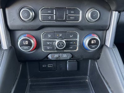 2022 GMC Yukon XL SLE