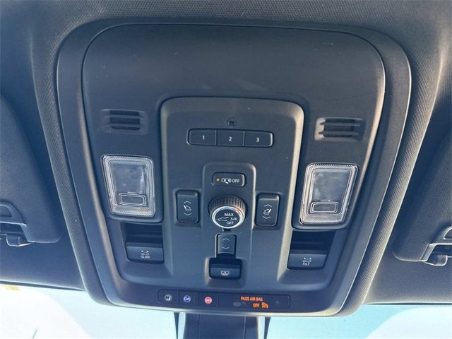 2021 GMC Yukon XL AT4