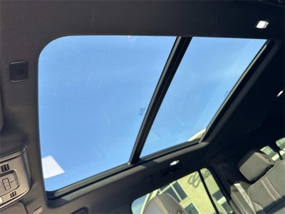 2022 Chevrolet Suburban RST