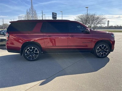 2022 Chevrolet Suburban RST