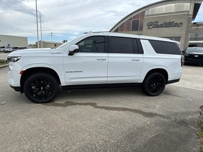 2023 Chevrolet Suburban High Country