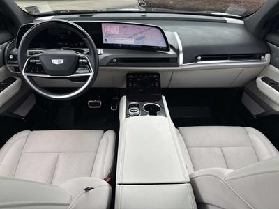 2026 Cadillac VISTIQ Sport