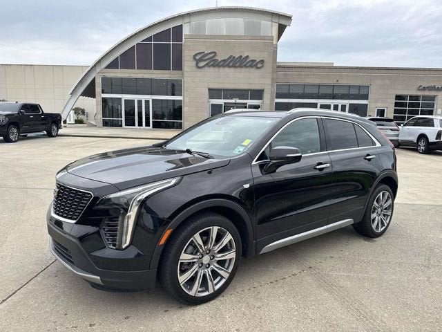 2023 Cadillac XT4 Premium Luxury