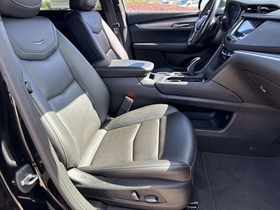 2022 Cadillac XT5 Luxury