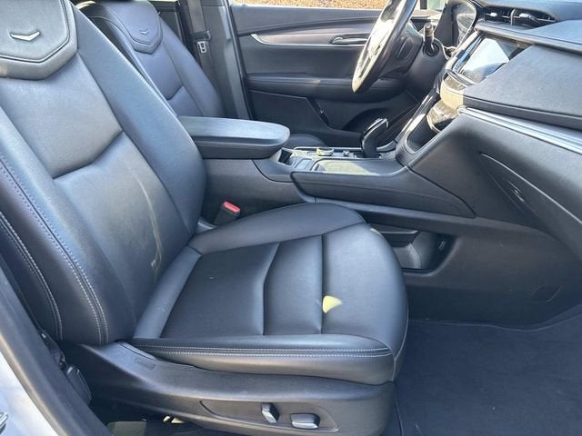 2022 Cadillac XT5 Luxury