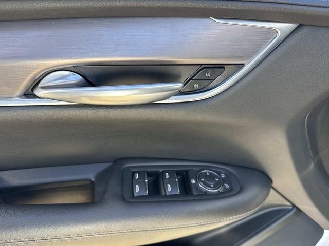 2022 Cadillac XT5 Luxury