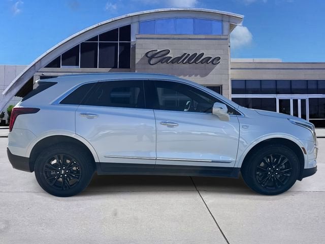 2022 Cadillac XT5 Luxury