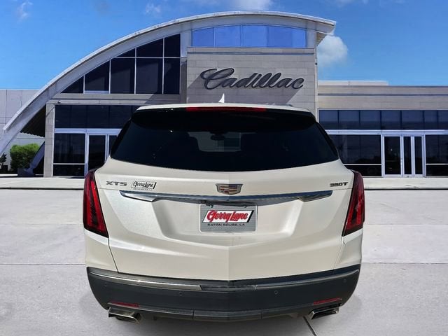 2022 Cadillac XT5 Luxury