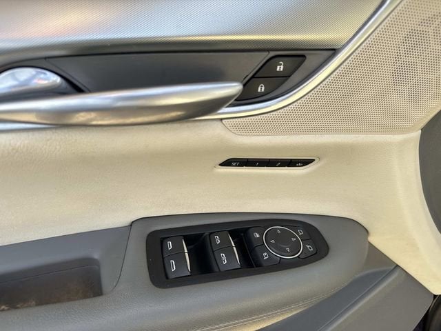 2018 Cadillac XT5 Luxury FWD