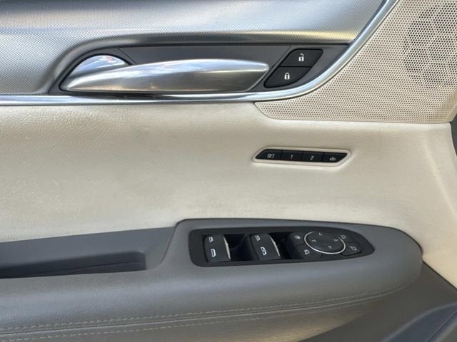 2018 Cadillac XT5 Luxury FWD