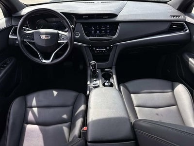 2023 Cadillac XT6 Luxury