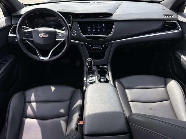 2023 Cadillac XT6 Luxury