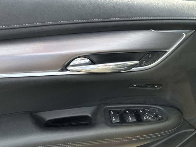 2023 Cadillac XT6 Luxury