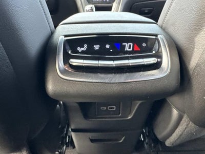 2024 Cadillac XT6 Luxury