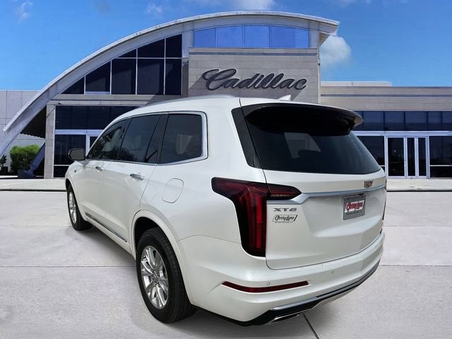 2024 Cadillac XT6 Luxury