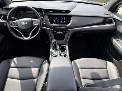 2024 Cadillac XT6 Luxury