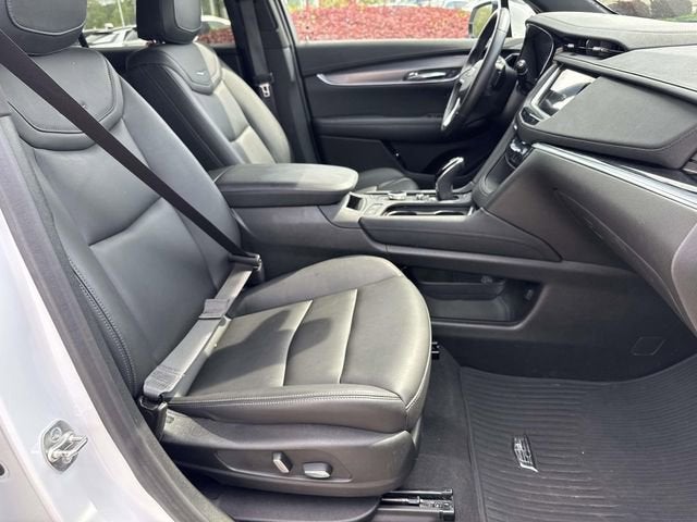 2024 Cadillac XT6 Luxury