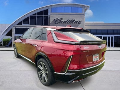 2024 Cadillac LYRIQ Luxury 1