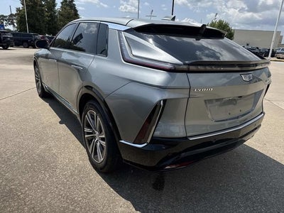 2024 Cadillac LYRIQ Luxury 1