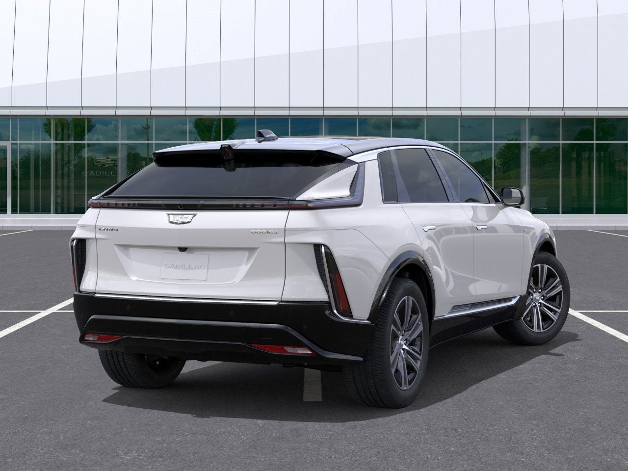 2025 Cadillac LYRIQ Luxury 2