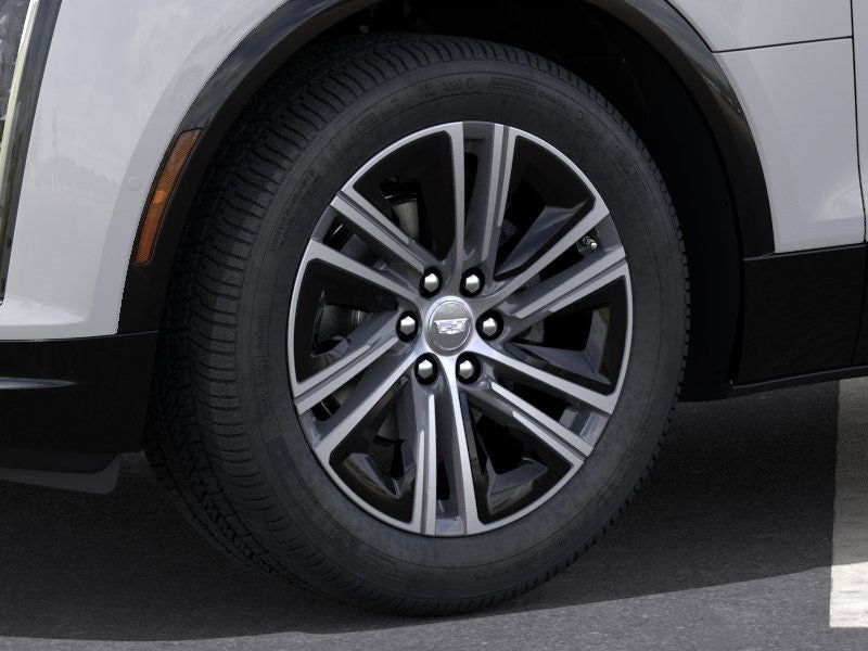 2025 Cadillac LYRIQ Luxury 2