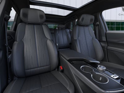 2025 Cadillac LYRIQ Sport 2