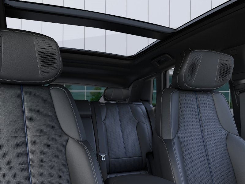 2025 Cadillac LYRIQ Sport 2