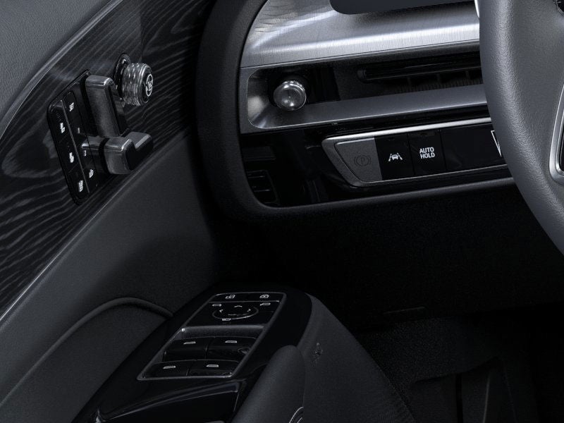 2025 Cadillac LYRIQ Sport 3