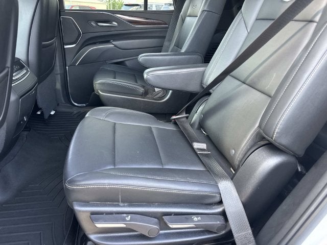 2022 Cadillac Escalade Luxury