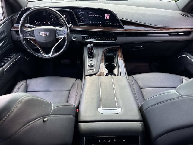 2022 Cadillac Escalade Luxury