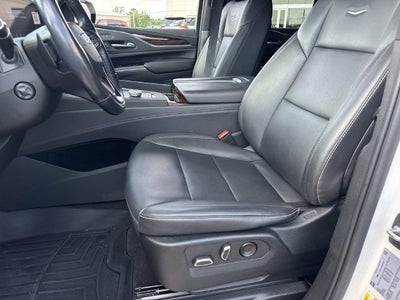 2022 Cadillac Escalade Luxury