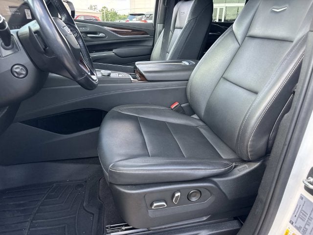 2022 Cadillac Escalade Luxury