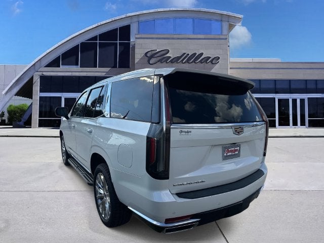 2022 Cadillac Escalade Luxury