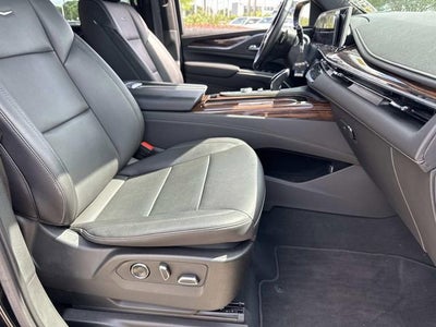 2021 Cadillac Escalade Luxury