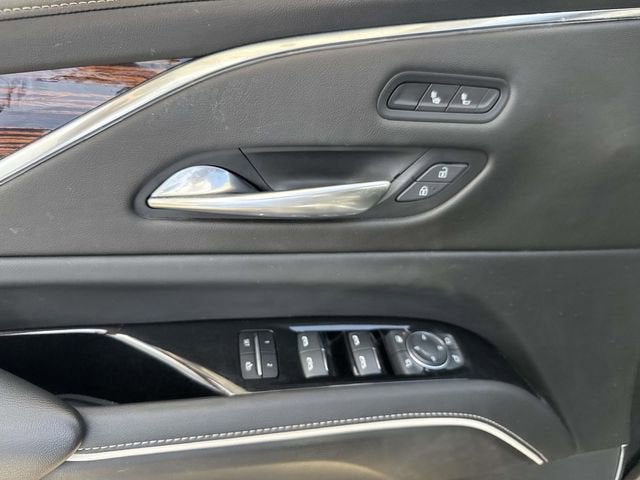 2022 Cadillac Escalade Luxury