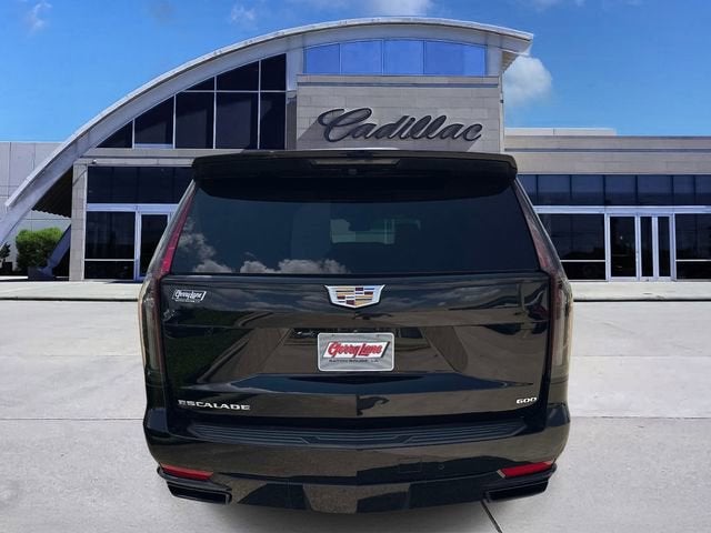 2022 Cadillac Escalade Luxury