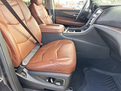2017 Cadillac Escalade Luxury