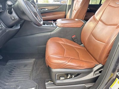 2017 Cadillac Escalade Luxury