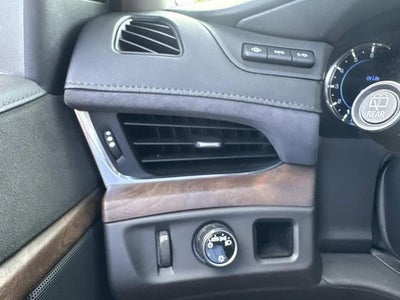 2017 Cadillac Escalade Luxury