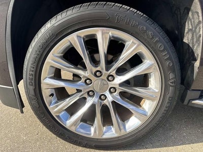 2017 Cadillac Escalade Luxury