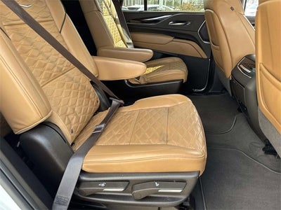 2022 Cadillac Escalade Premium Luxury