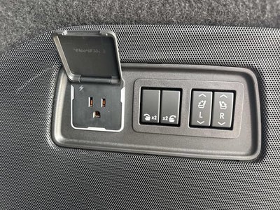 2023 Cadillac Escalade RWD Sport