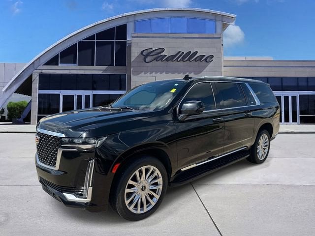 2023 Cadillac Escalade ESV Luxury's photo